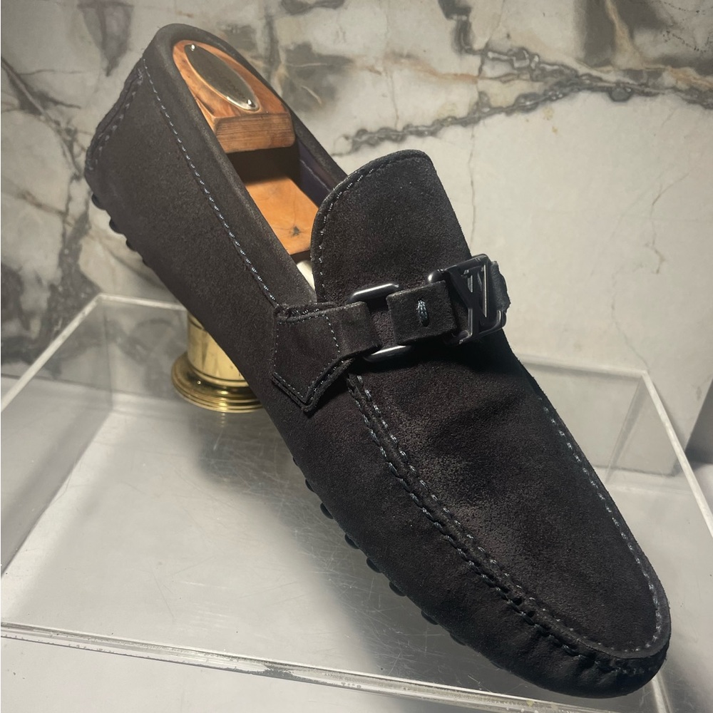 Louis Viutton hockenheim navy Bl sz usa 8.5 - Picture 9 of 16